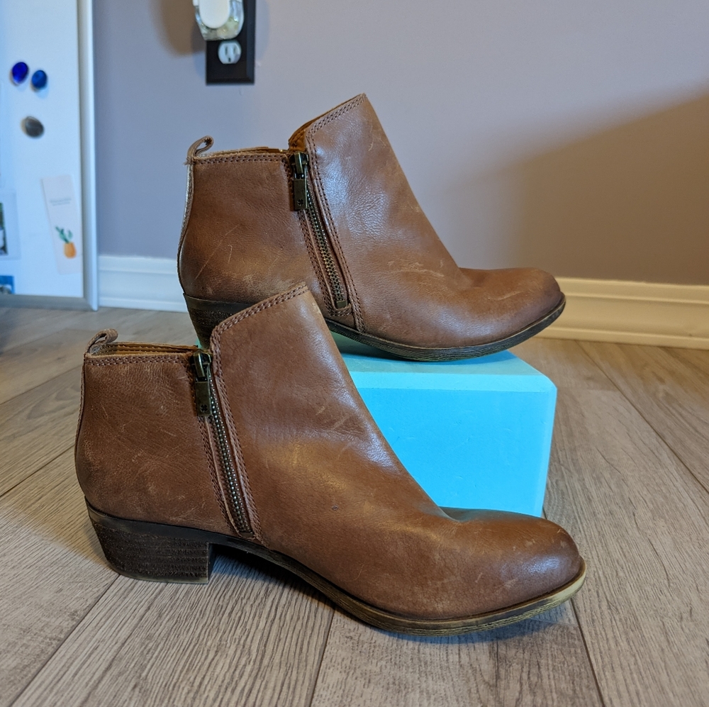 Lucky Brand tan ankle boots